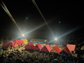 Riverlet camp